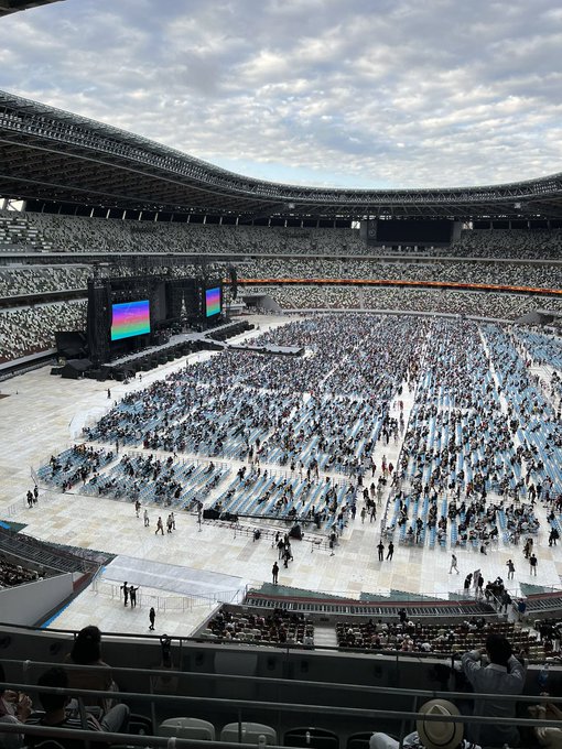 ado ライブ グッズ】Ado 5th Anniversary POPUP-STORE ペンライト